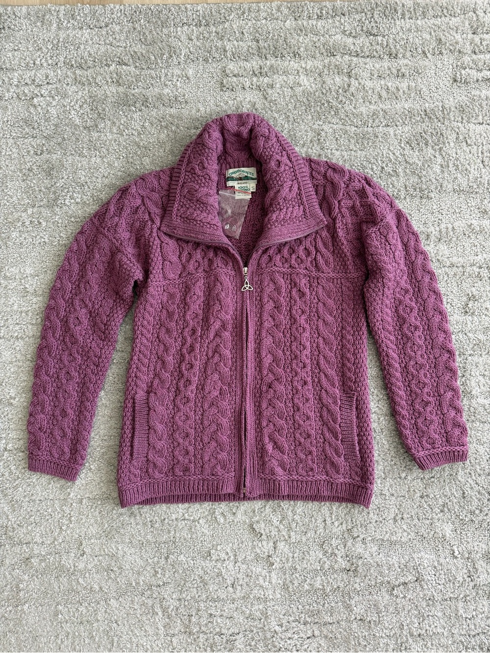 NWOT Aran Crafts Size Small 100% Merino Wool Cable Knit Zip Up Sweater in Purple